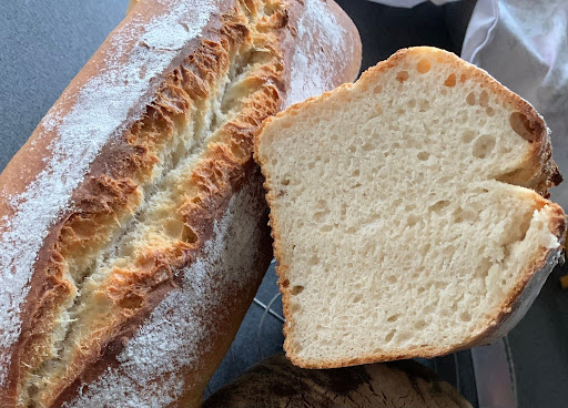 Kastenweißbrot mit Sauerteig -Lange Gare mit wenig Sauerteig ...